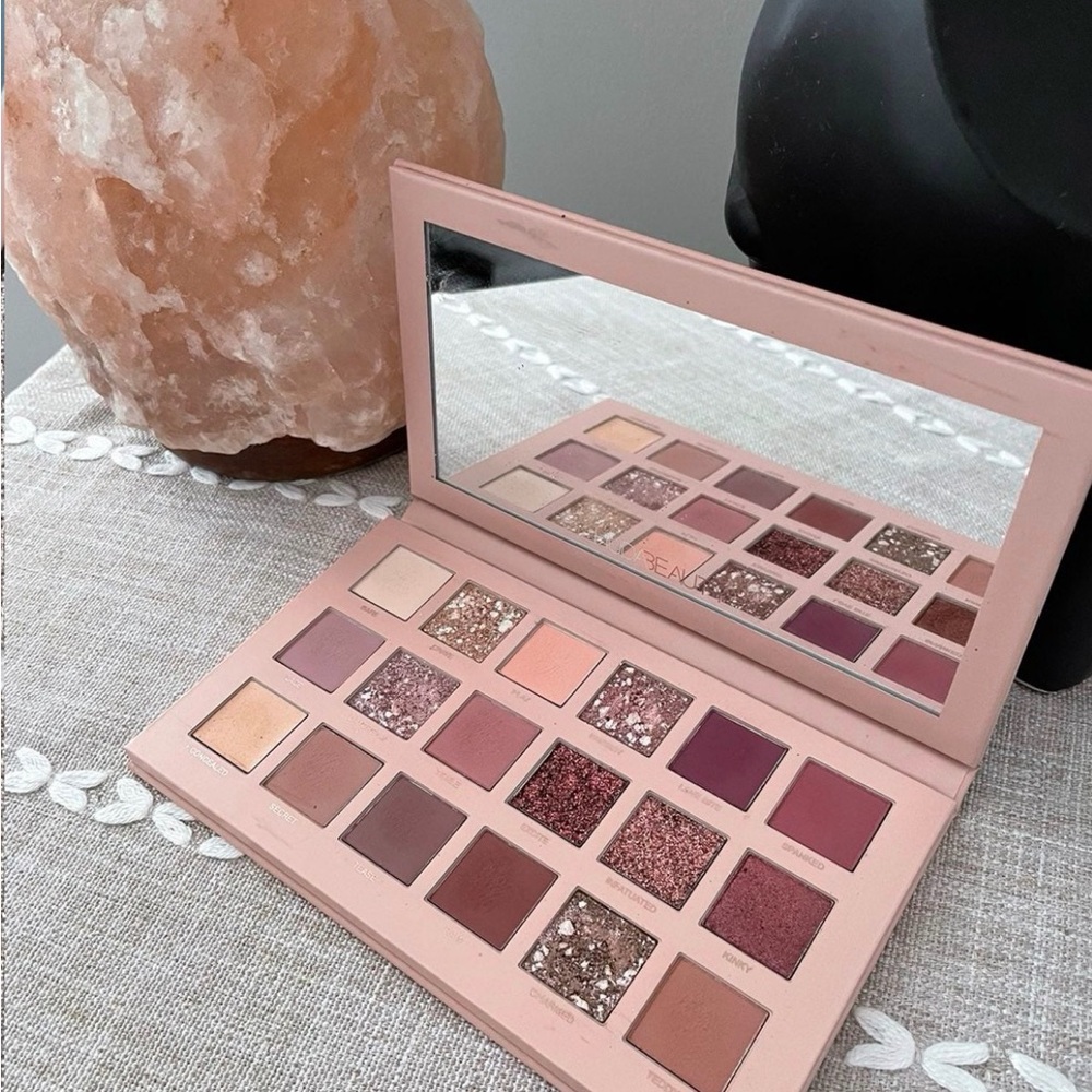 Huda Beauty Nude Eyeshadow Palette - Nude, Pink, and Brown